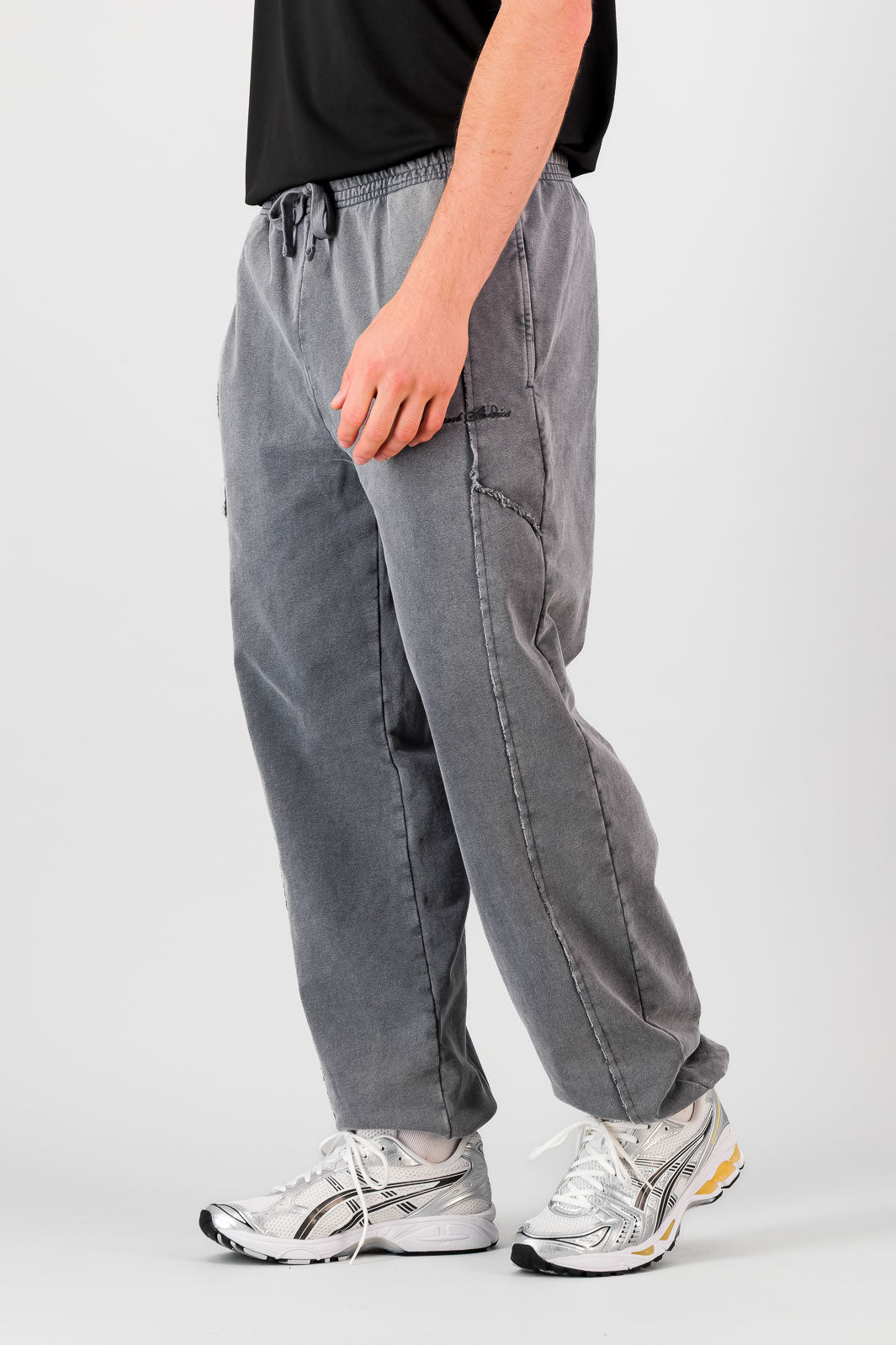 Burnt Studios | Ultra Heavy Jogger - Light Grey