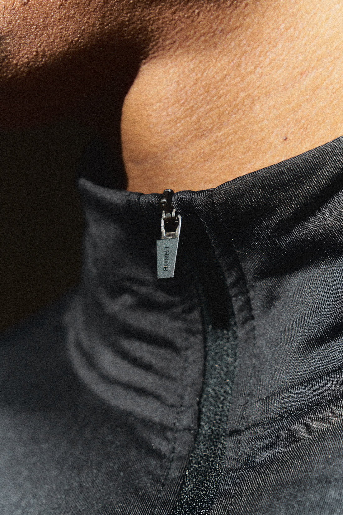 Carbon 1/4 Zip - Black