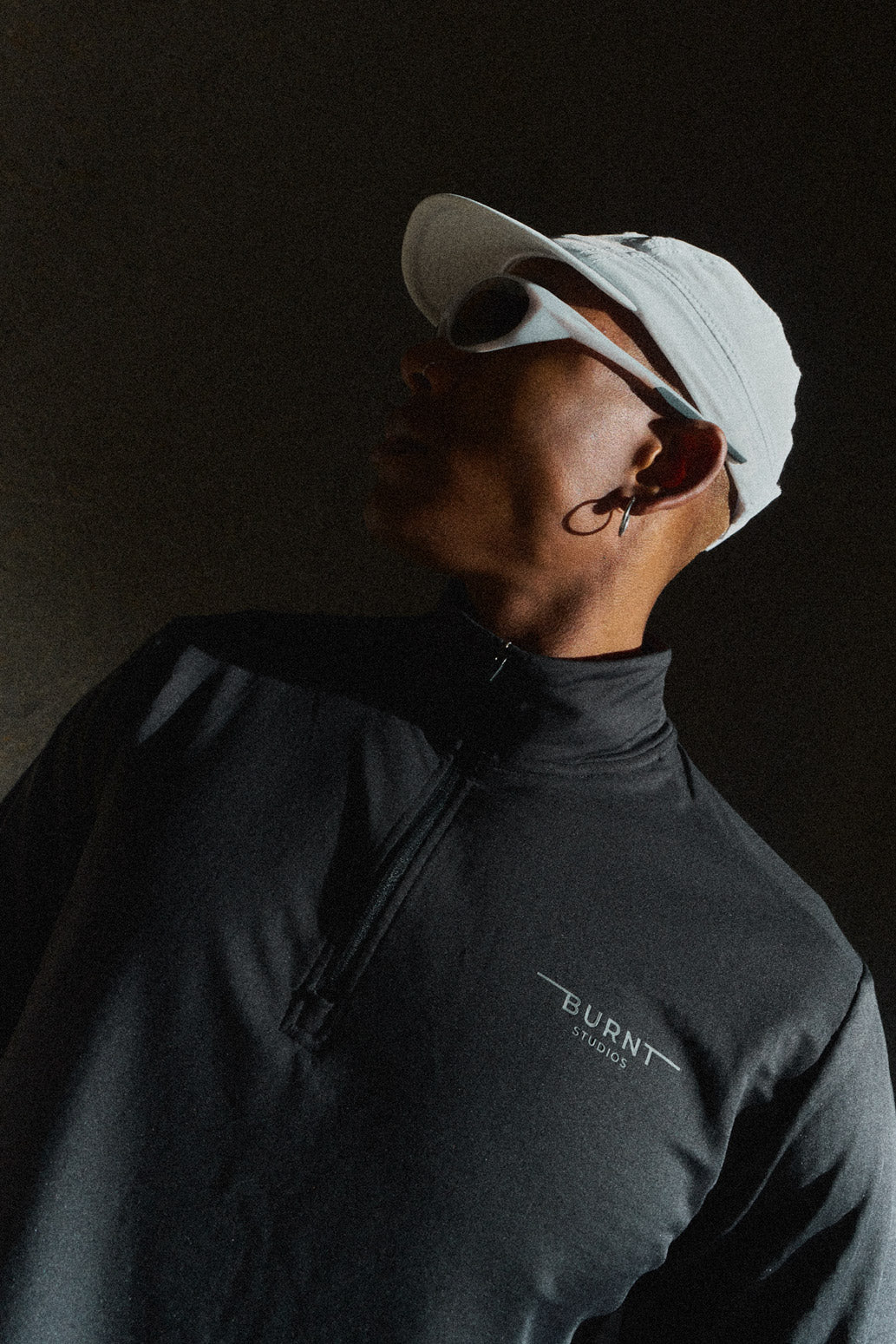 Carbon 1/4 Zip - Black
