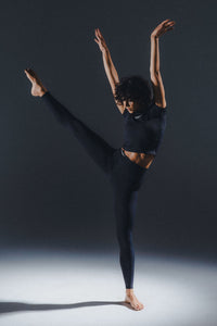 Essential Leah Legging