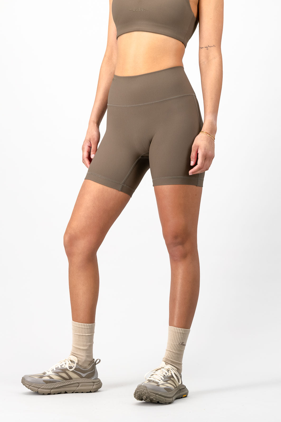 Glacier Short - Truffle